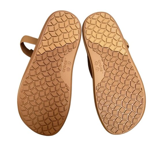 NWT Crocs Brooklyn Luxe Gladiator  Sandal CRS209557 TAN, Women Size US 8 New - Picture 3 of 5